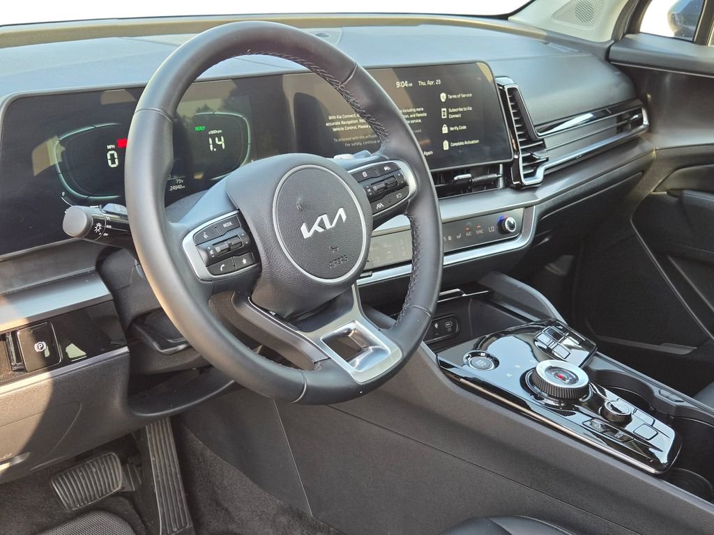 Certified 2025 Kia Sportage EX w/ EX Premium Package AWD/4WD image 17