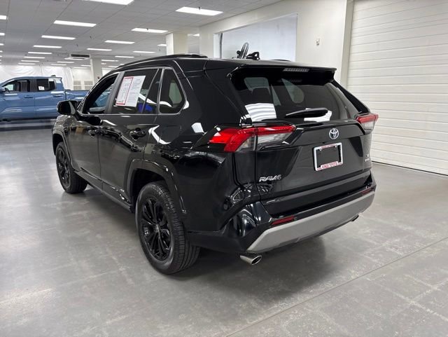 Certified 2024 Toyota RAV4 SE AWD/4WD image 5