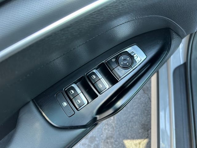 Used 2022 Kia K5 GT-Line FWD image 19