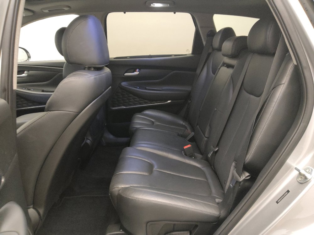 Used 2020 Hyundai Santa Fe SEL w/ Convenience + Premium Package FWD image 18