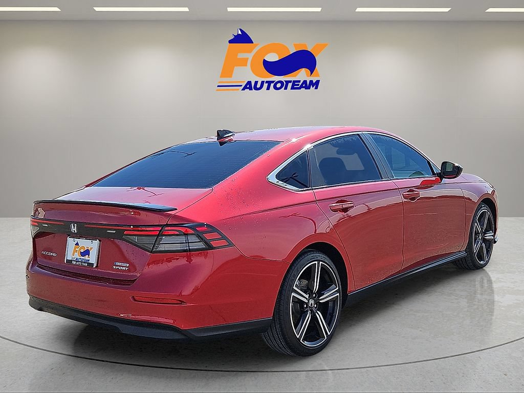Used 2024 Honda Accord Sport image 4