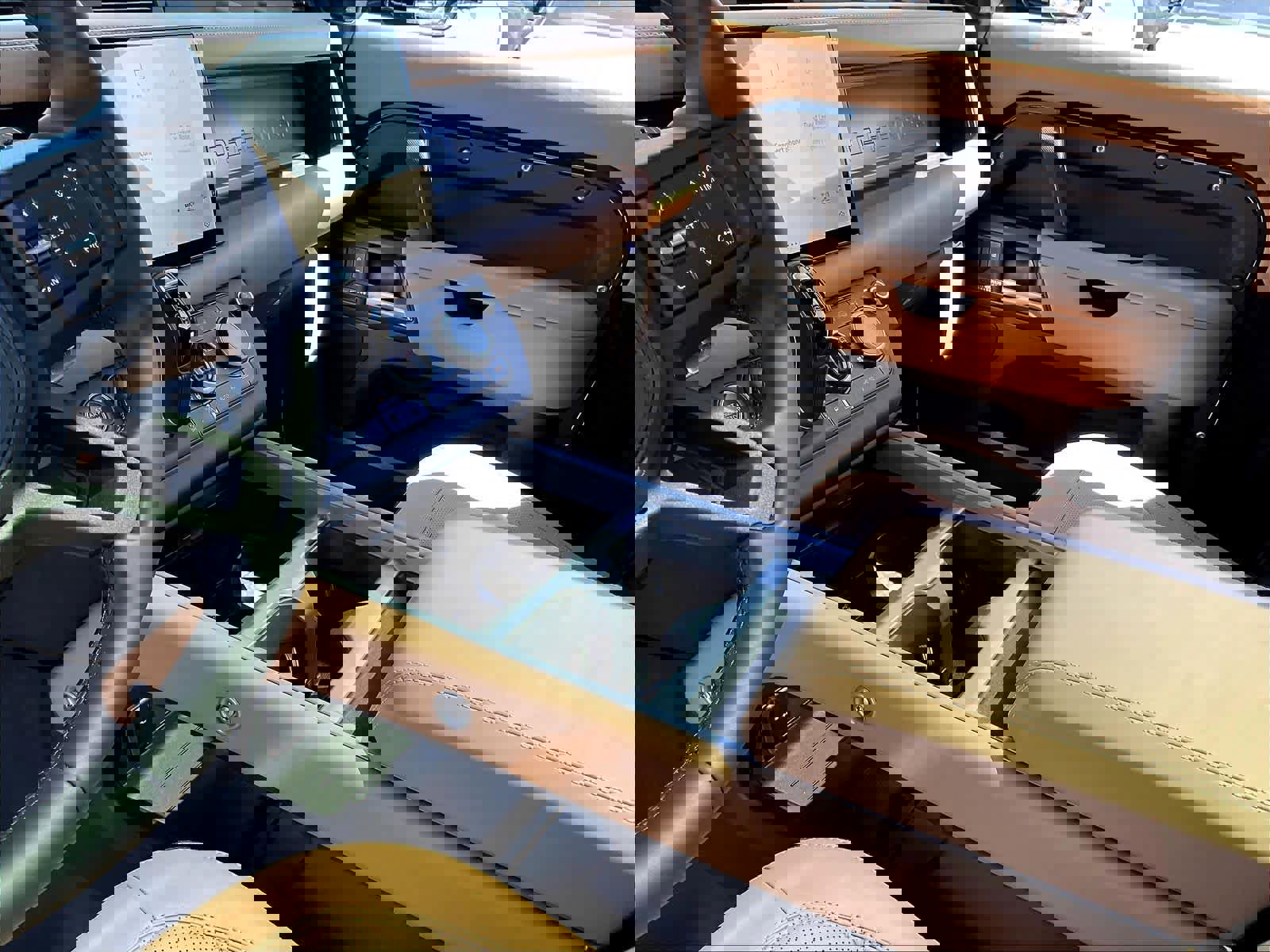 New 2025 Land Rover Defender 90 V8 image 10