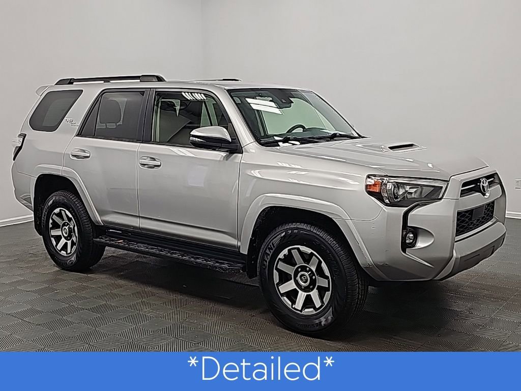 Used 2023 Toyota 4Runner TRD Off-Road Premium image 3