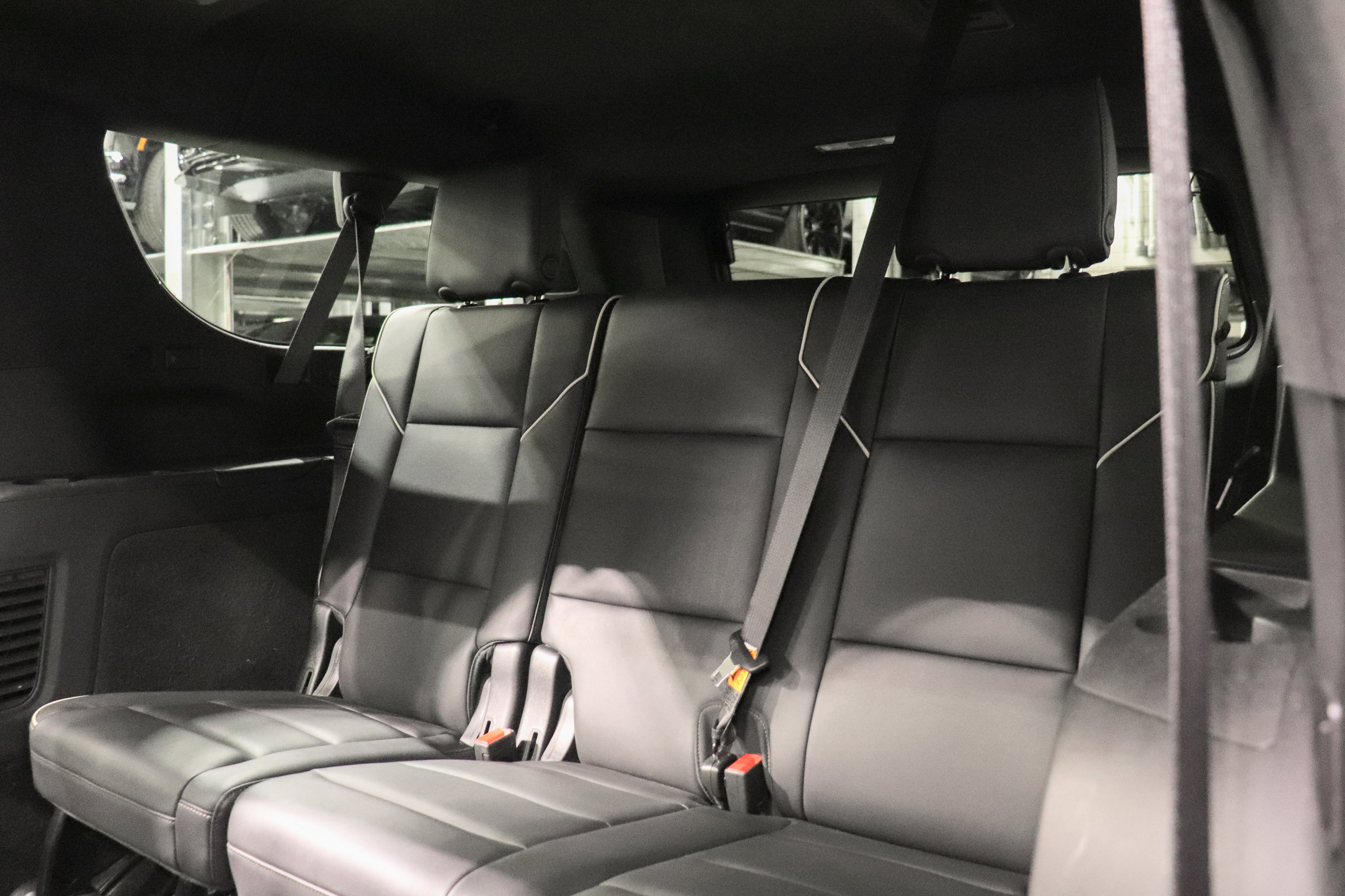 Used 2023 Cadillac Escalade ESV Premium Luxury AWD/4WD image 21