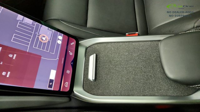 Used 2025 Lucid Air Pure RWD image 65