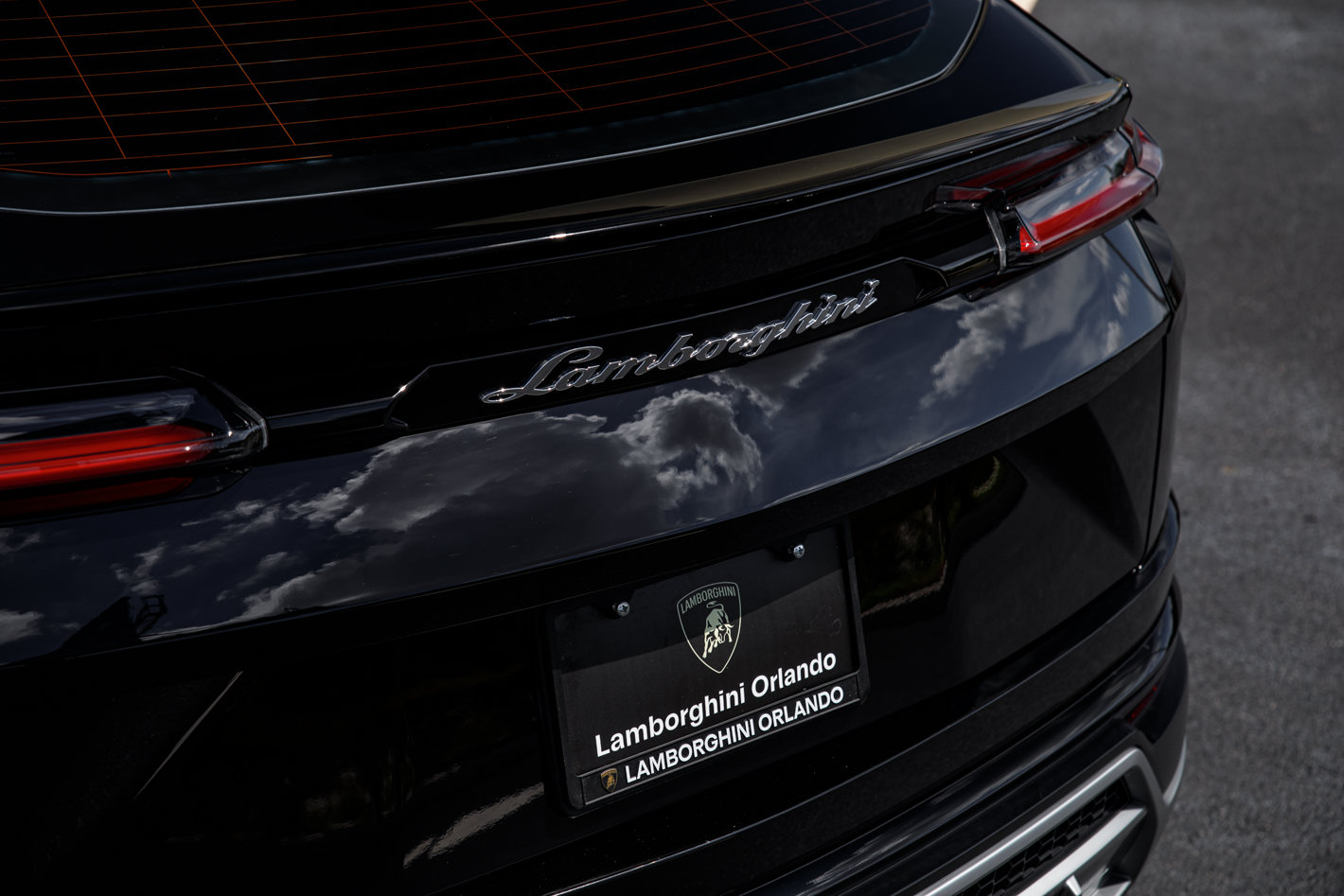 Used 2022 Lamborghini Urus AWD/4WD image 11