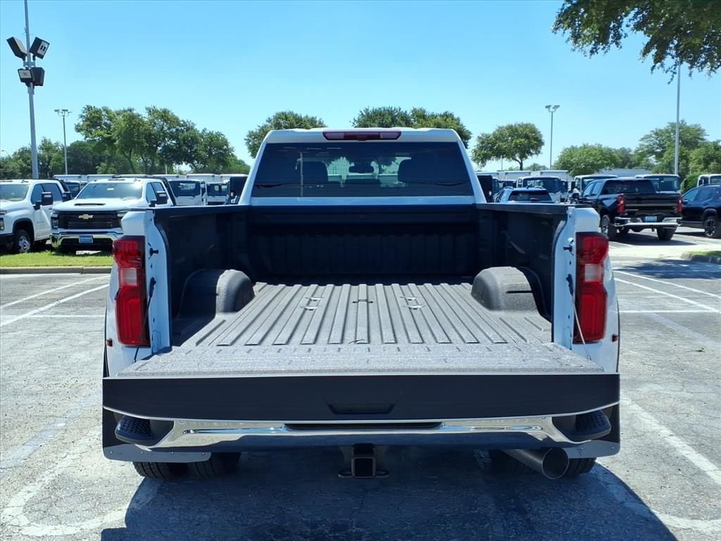 New 2026 Chevrolet Silverado 3500 W/T AWD/4WD image 13