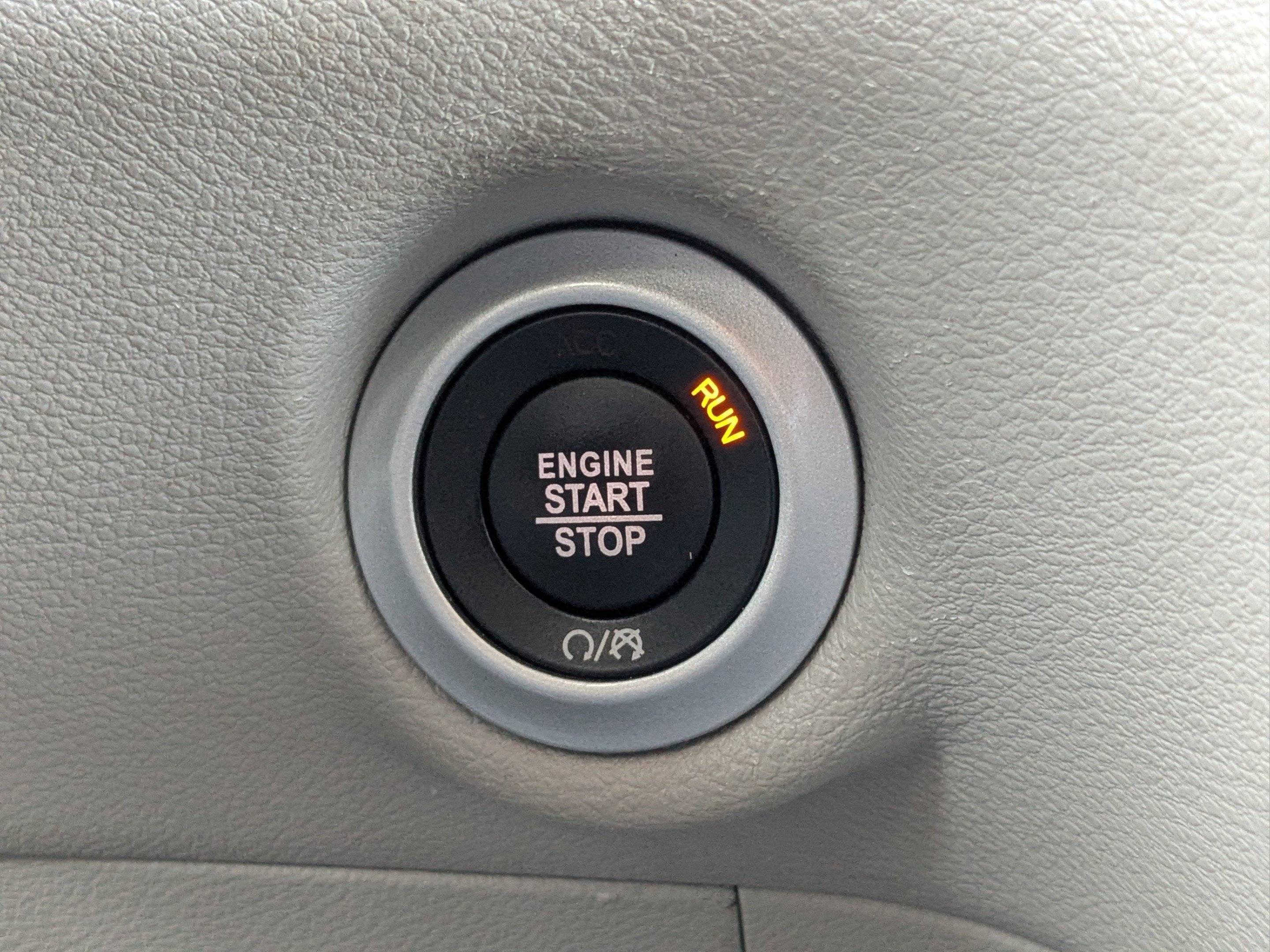 Used 2023 Chrysler Pacifica Touring-L FWD image 36