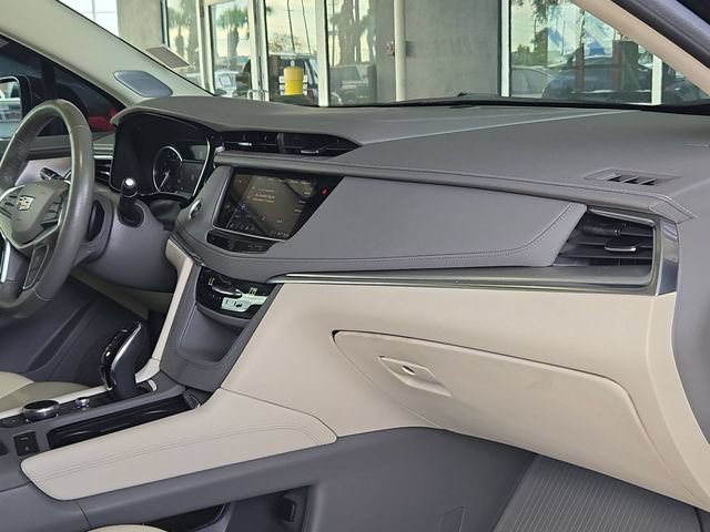 Certified 2024 Cadillac XT5 Premium Luxury FWD image 28