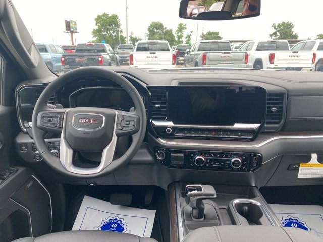 New 2025 GMC Sierra 1500 SLT w/ SLT Premium Plus Package image 14