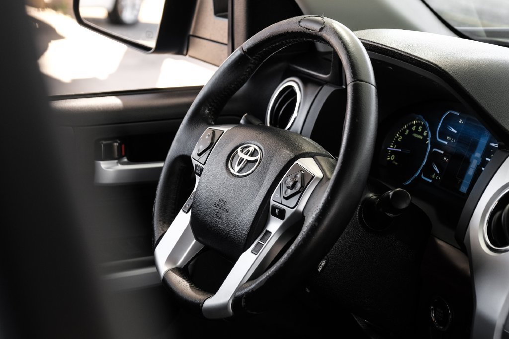 Used 2020 Toyota Tundra Limited RWD image 11