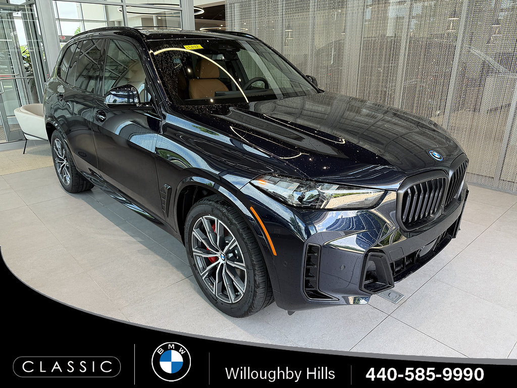 New 2026 BMW X5 xDrive50e w/ M Sport Package AWD/4WD image 1