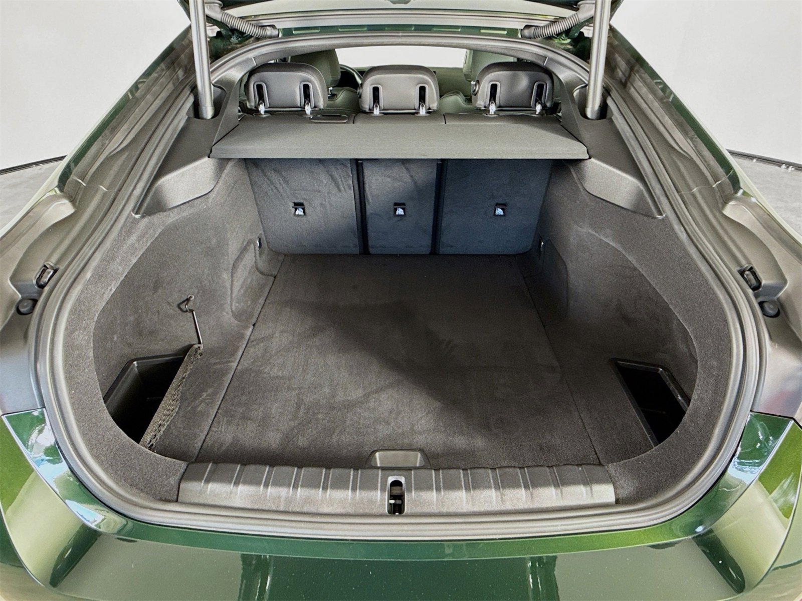 Certified 2024 BMW i4 eDrive35 w/ Convenience Package image 27