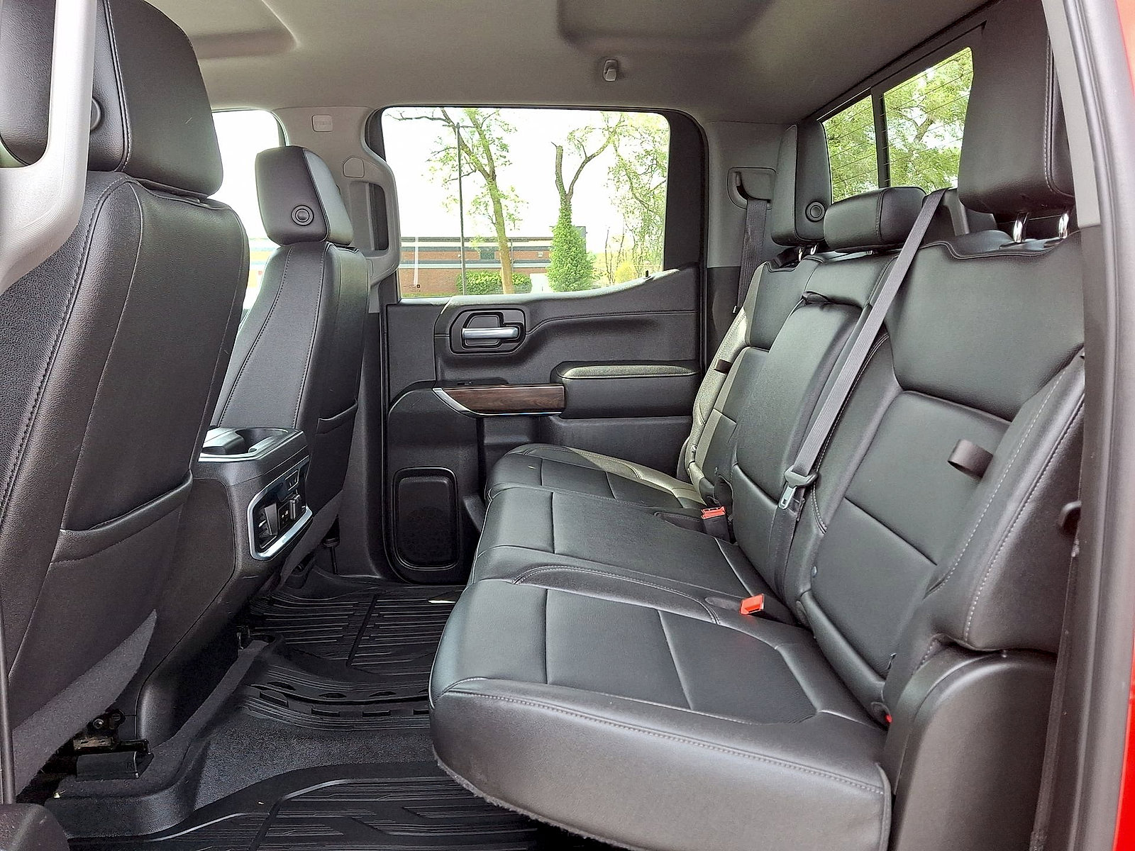 Used 2021 GMC Sierra 1500 SLT w/ SLT Premium Plus Package AWD/4WD image 20