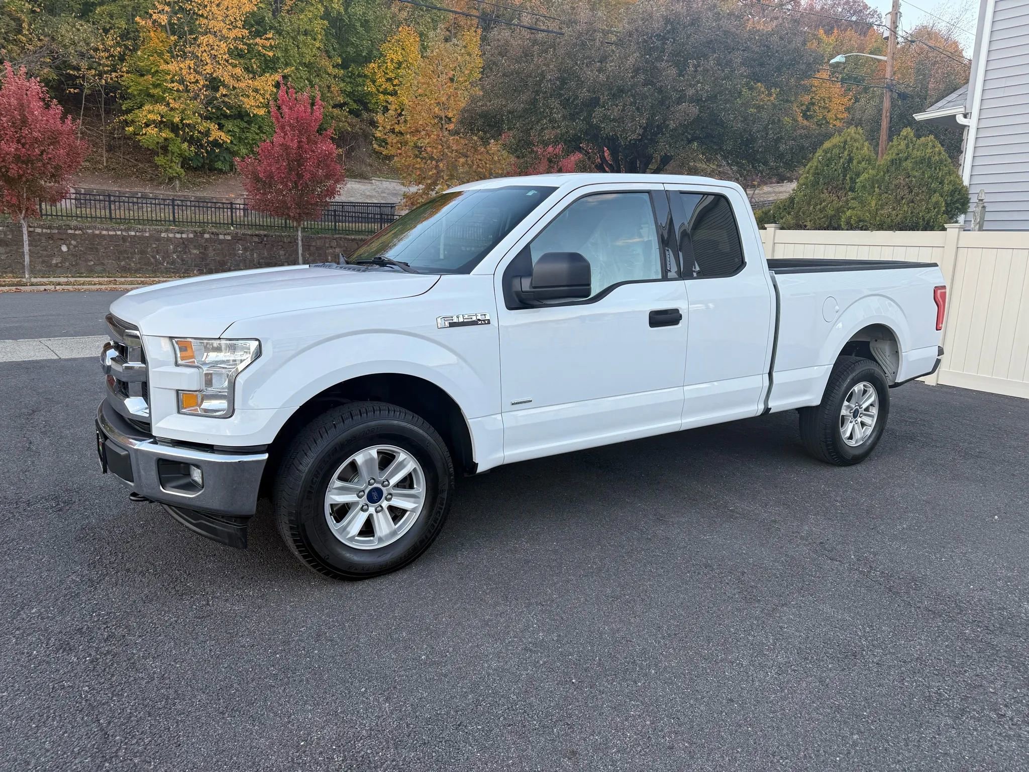 Used 2017 Ford F150 XLT w/ Trailer Tow Package image 2