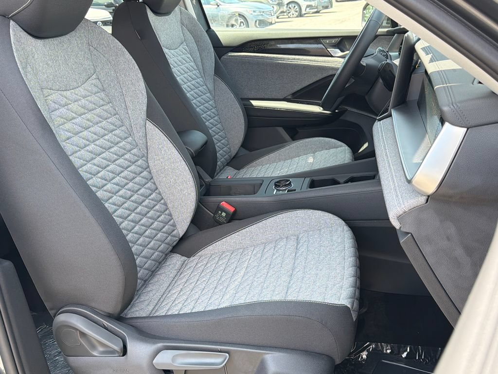 New 2026 Volkswagen Tiguan S FWD image 15