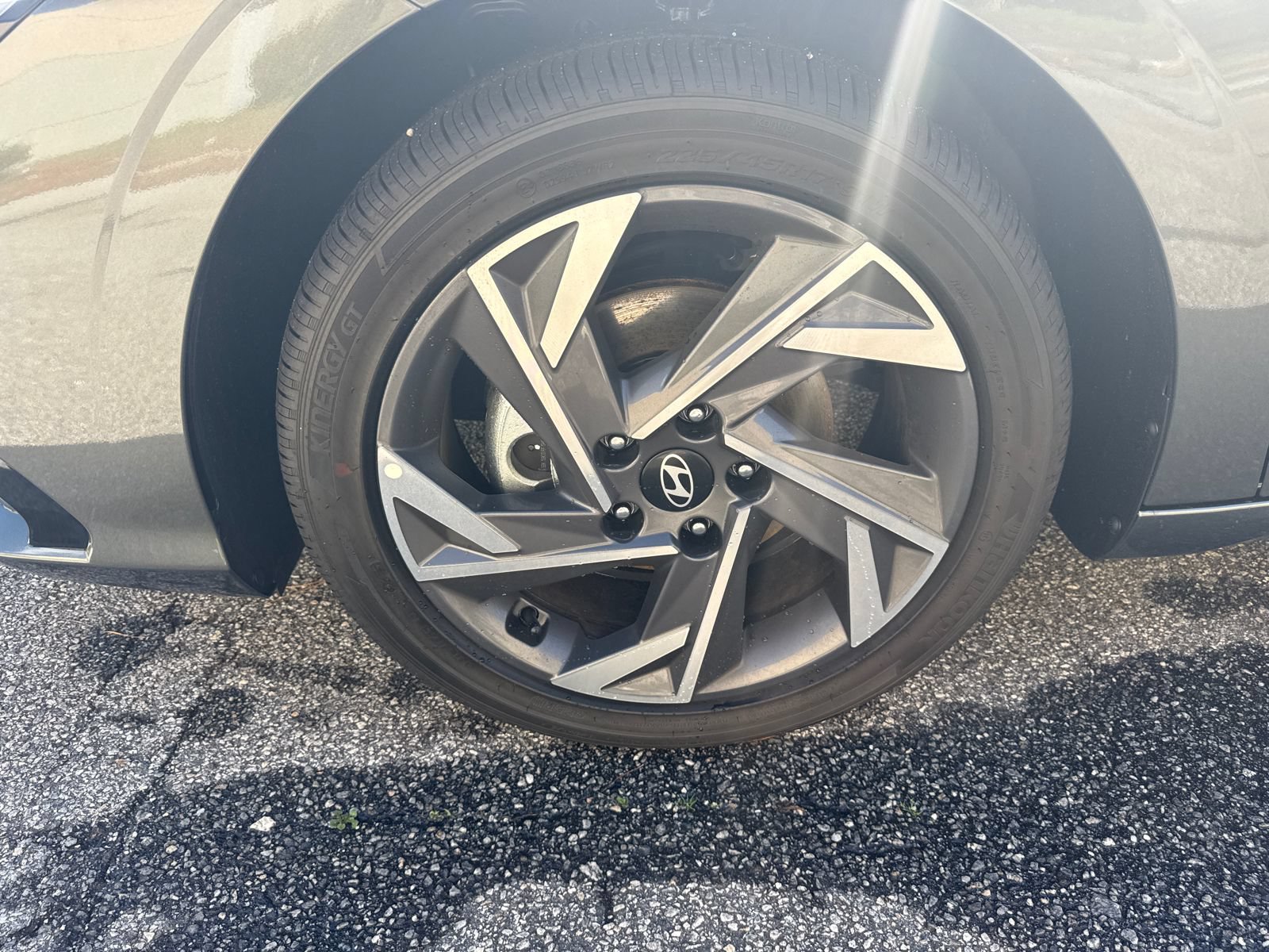 New 2026 Hyundai Elantra Limited FWD image 12