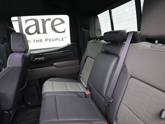 Used 2023 Chevrolet Silverado 1500 ZR2 image 20