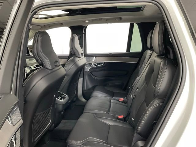 New 2026 Volvo XC90 B6 Ultra w/ Lounge Package image 33