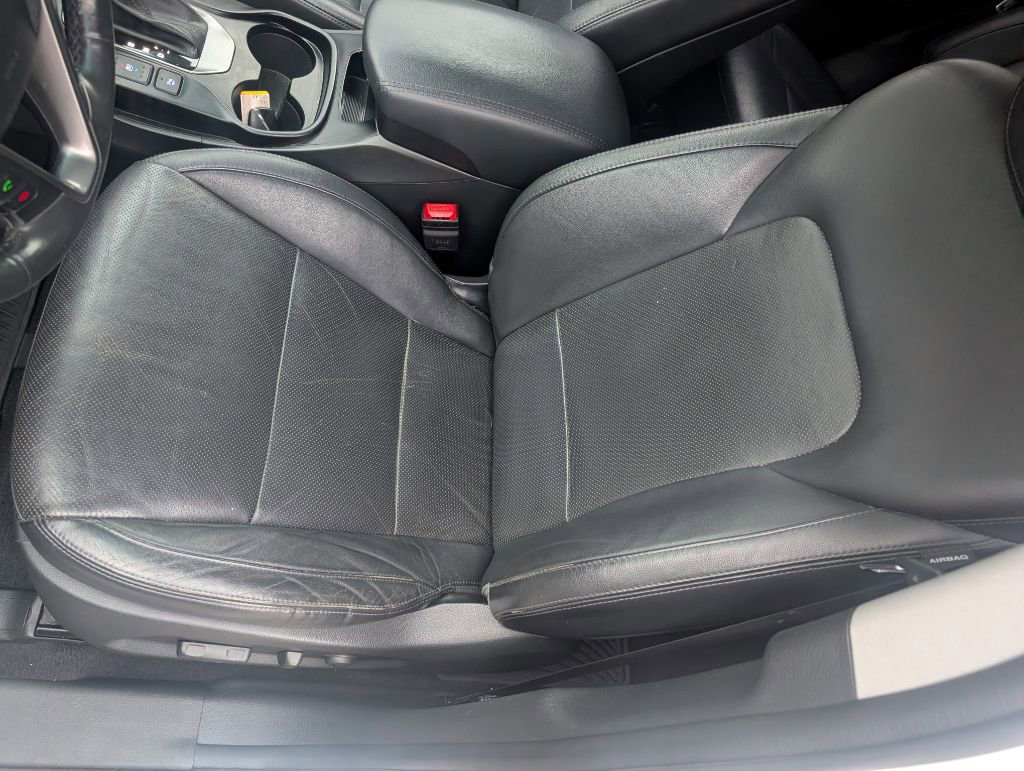 Used 2015 Hyundai Santa Fe Limited w/ Option Group 04 image 16