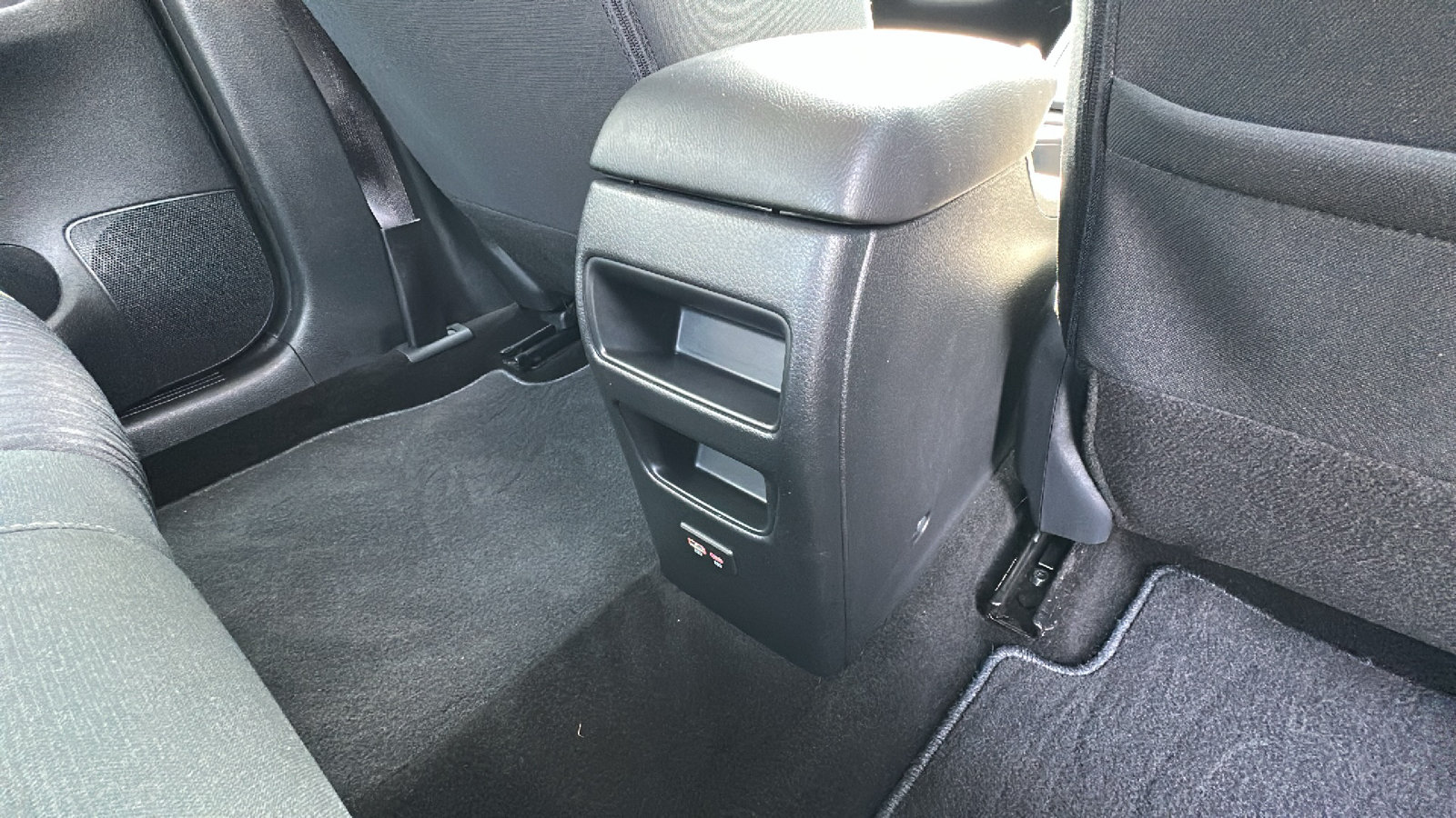 Used 2019 Nissan Sentra SV FWD image 25