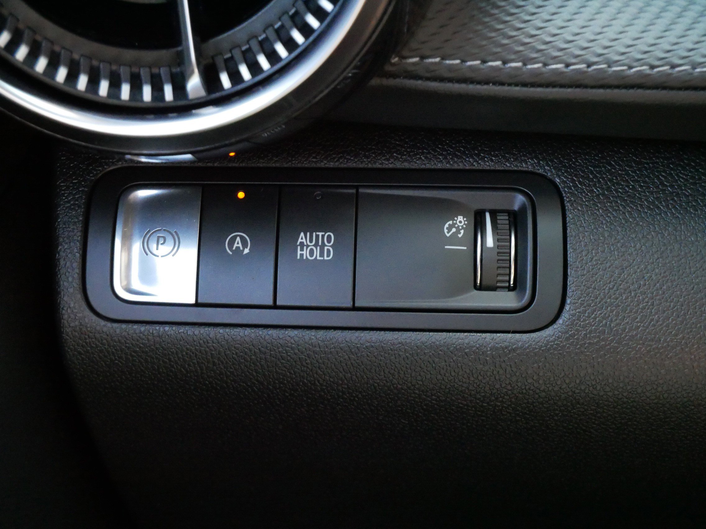 Used 2025 Chevrolet Equinox LT w/ Safety and Technology Package FWD image 27