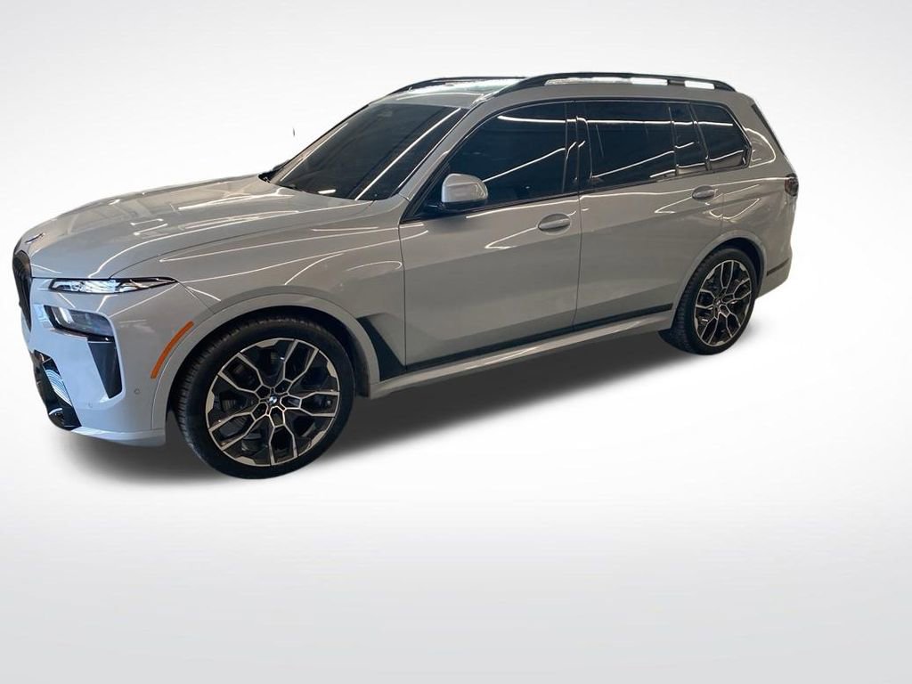 Certified 2025 BMW X7 xDrive40i w/ M Sport Package image 1