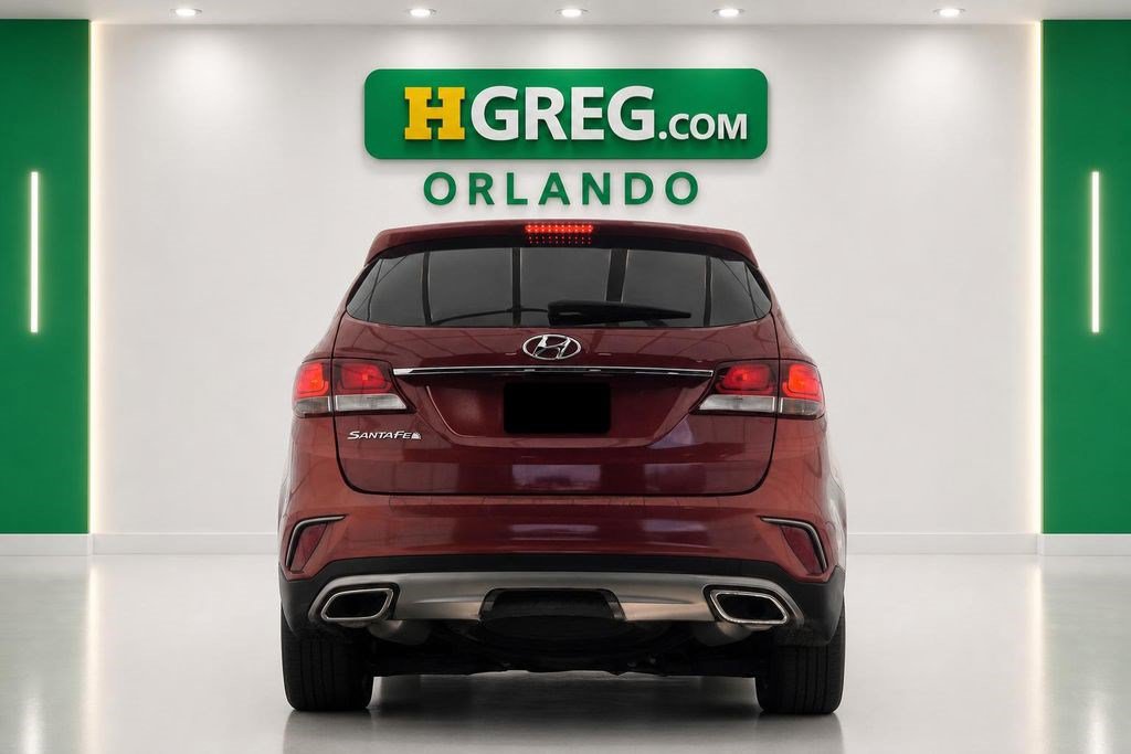 Used 2017 Hyundai Santa Fe SE FWD image 8