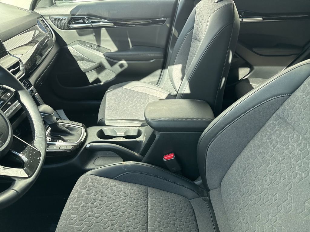Used 2024 Kia Seltos S image 9