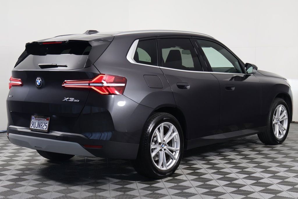 Used 2025 BMW X3 xDrive30i w/ Convenience Package image 4