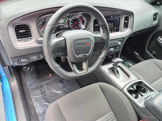 Used 2023 Dodge Charger R/T w/ Performance Handling Group RWD image 10