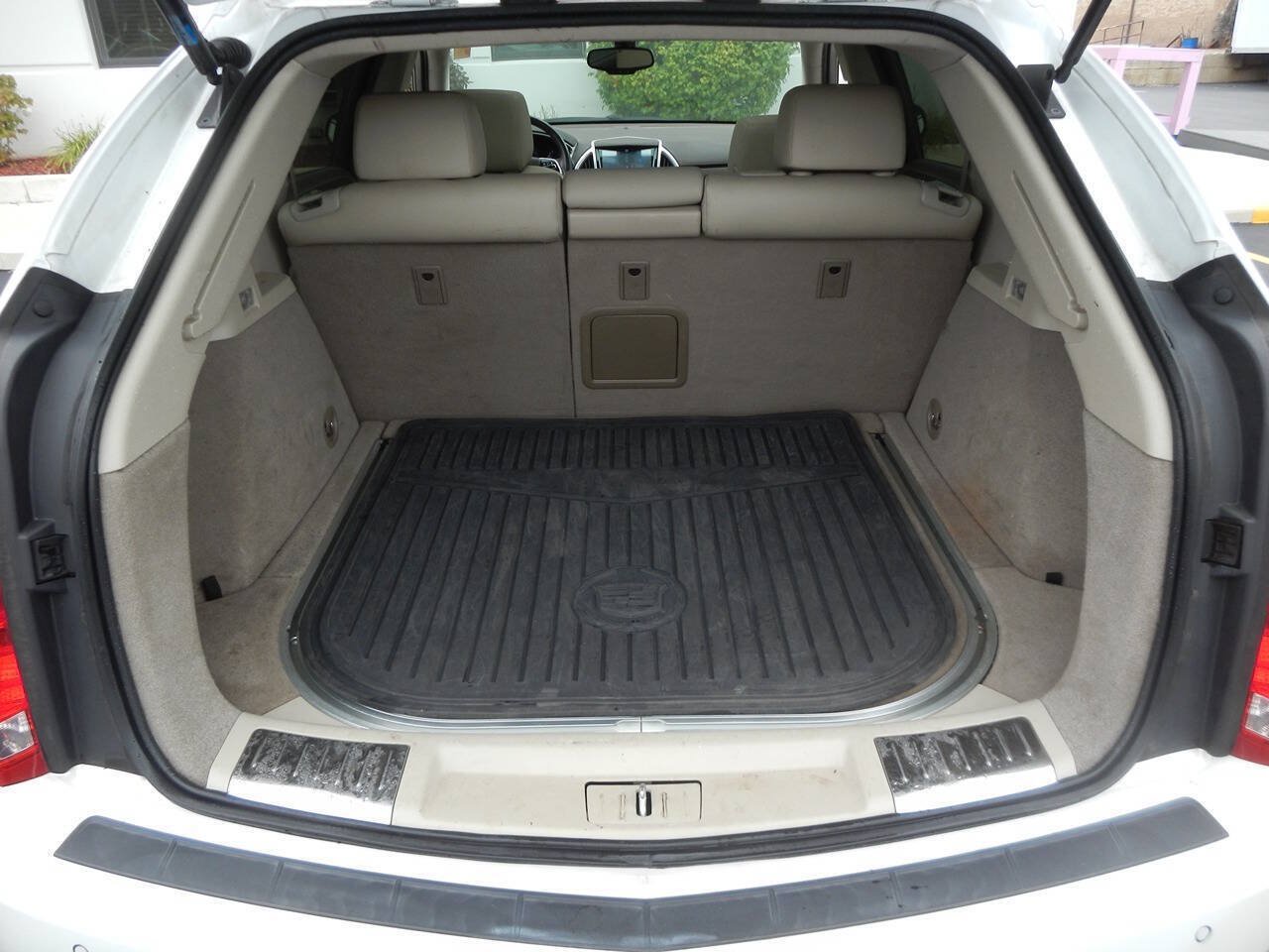 Used 2013 Cadillac SRX Luxury FWD image 45