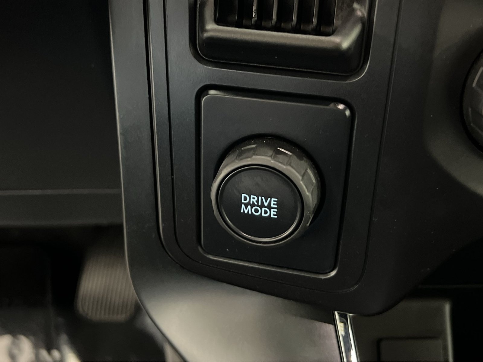 Used 2021 Ford F150 XL w/ Equipment Group 101A High RWD image 32