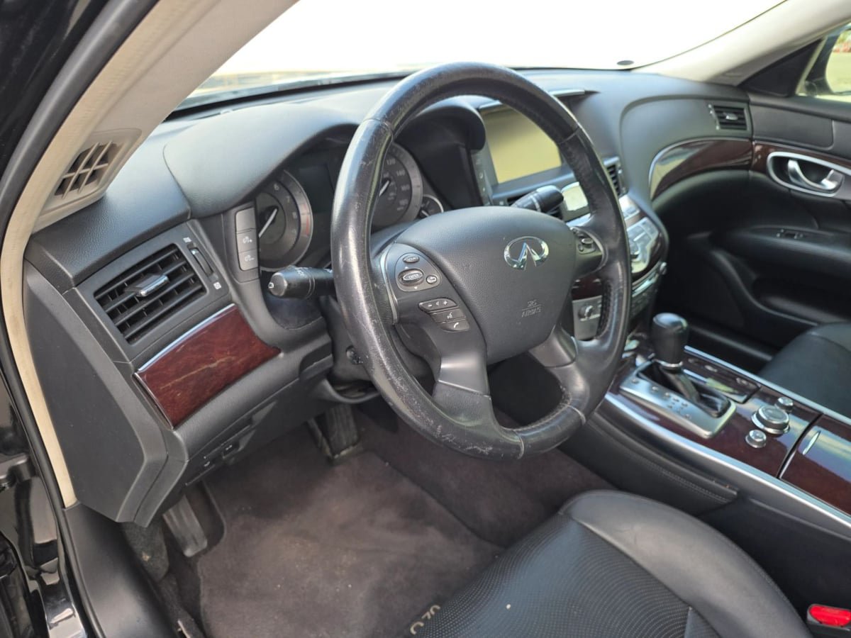 Used 2015 INFINITI Q70 3.7 AWD/4WD image 54