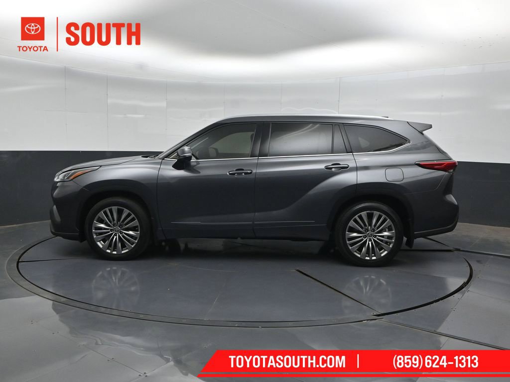 Used 2020 Toyota Highlander Platinum AWD/4WD image 7