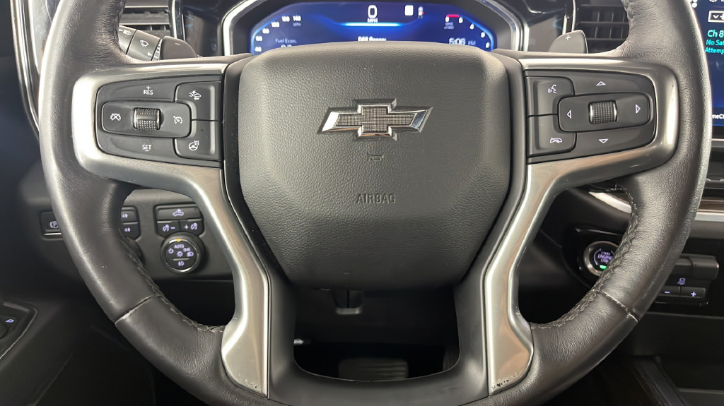Used 2023 Chevrolet Silverado 1500 RST AWD/4WD image 25