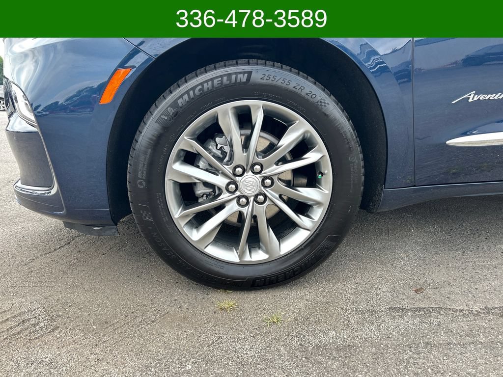 Used 2022 Buick Enclave Avenir w/ Avenir Technology Package AWD/4WD image 27