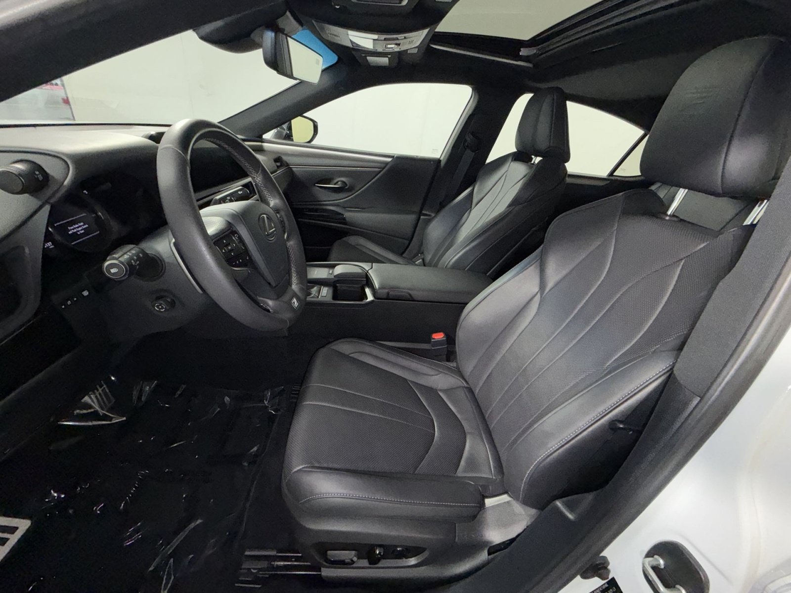 Used 2022 Lexus ES 350 F Sport w/ Accessory Package FWD image 25