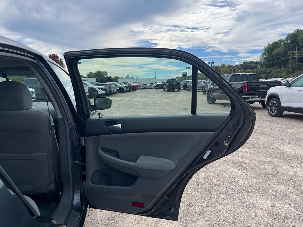Used 2003 Honda Accord LX image 31