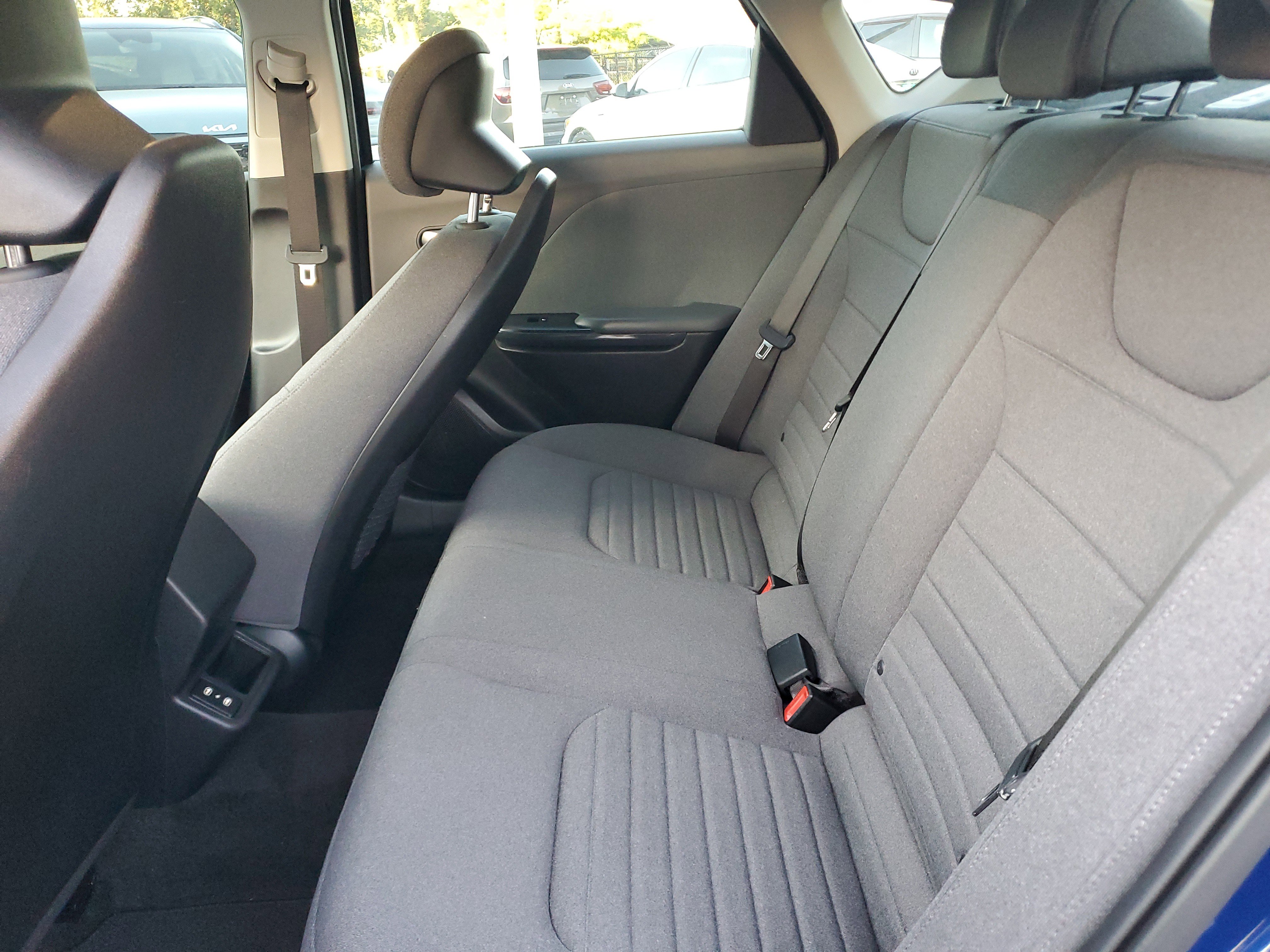 Used 2025 Kia K4 EX image 10