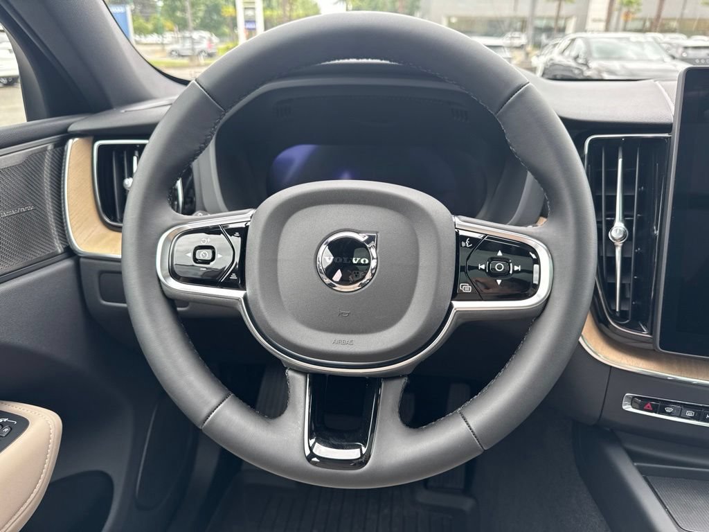 New 2026 Volvo XC60 B5 Plus w/ Protection Package Premier AWD/4WD image 24