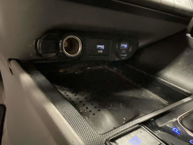 Used 2023 Hyundai Elantra SEL w/ Convenience Package image 19