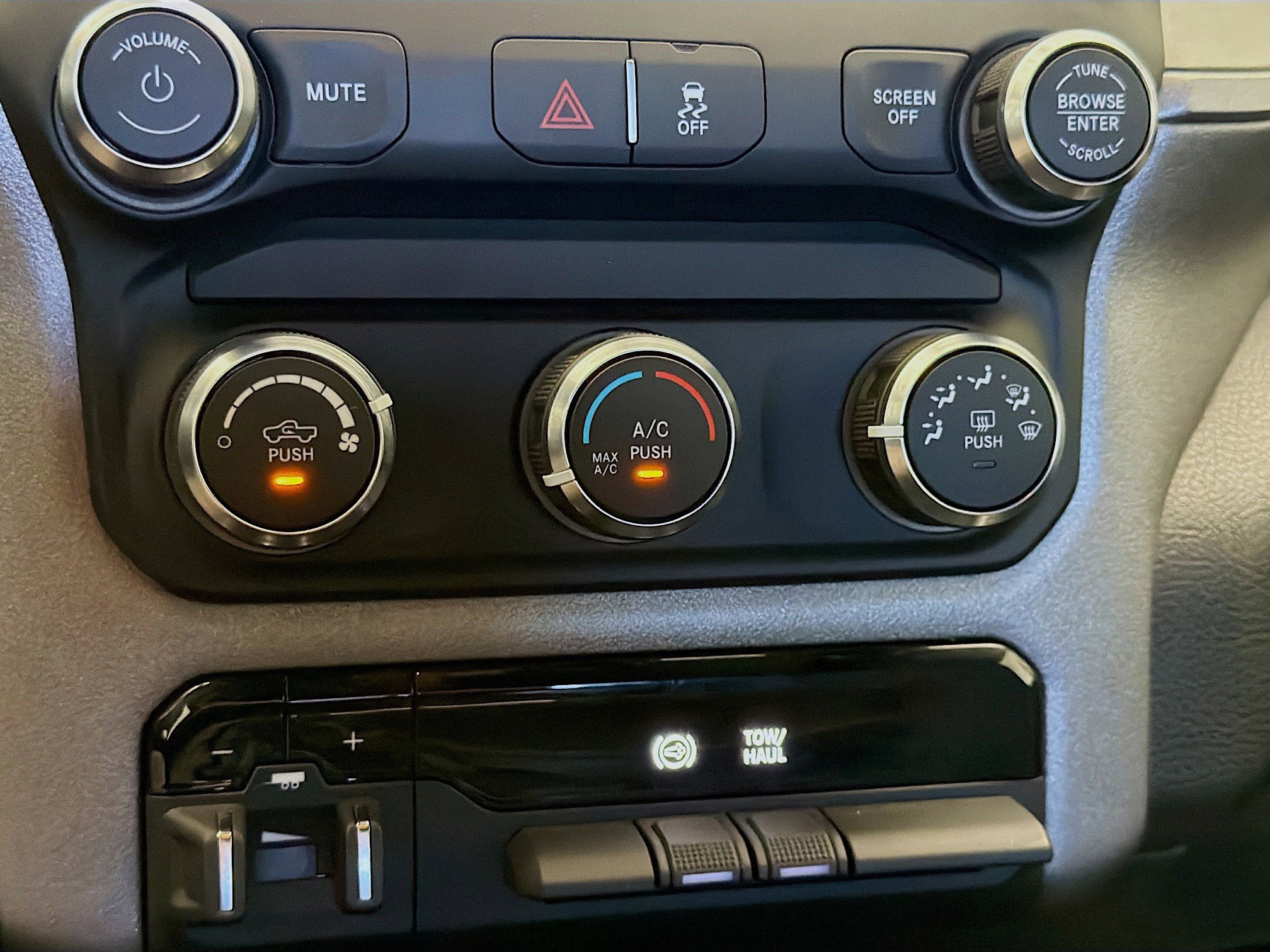 Used 2024 RAM 3500 Tradesman image 10