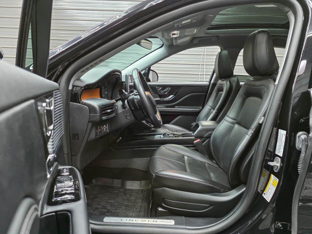 Used 2022 Lincoln Corsair Reserve w/ Equipment Group 201A AWD/4WD image 14