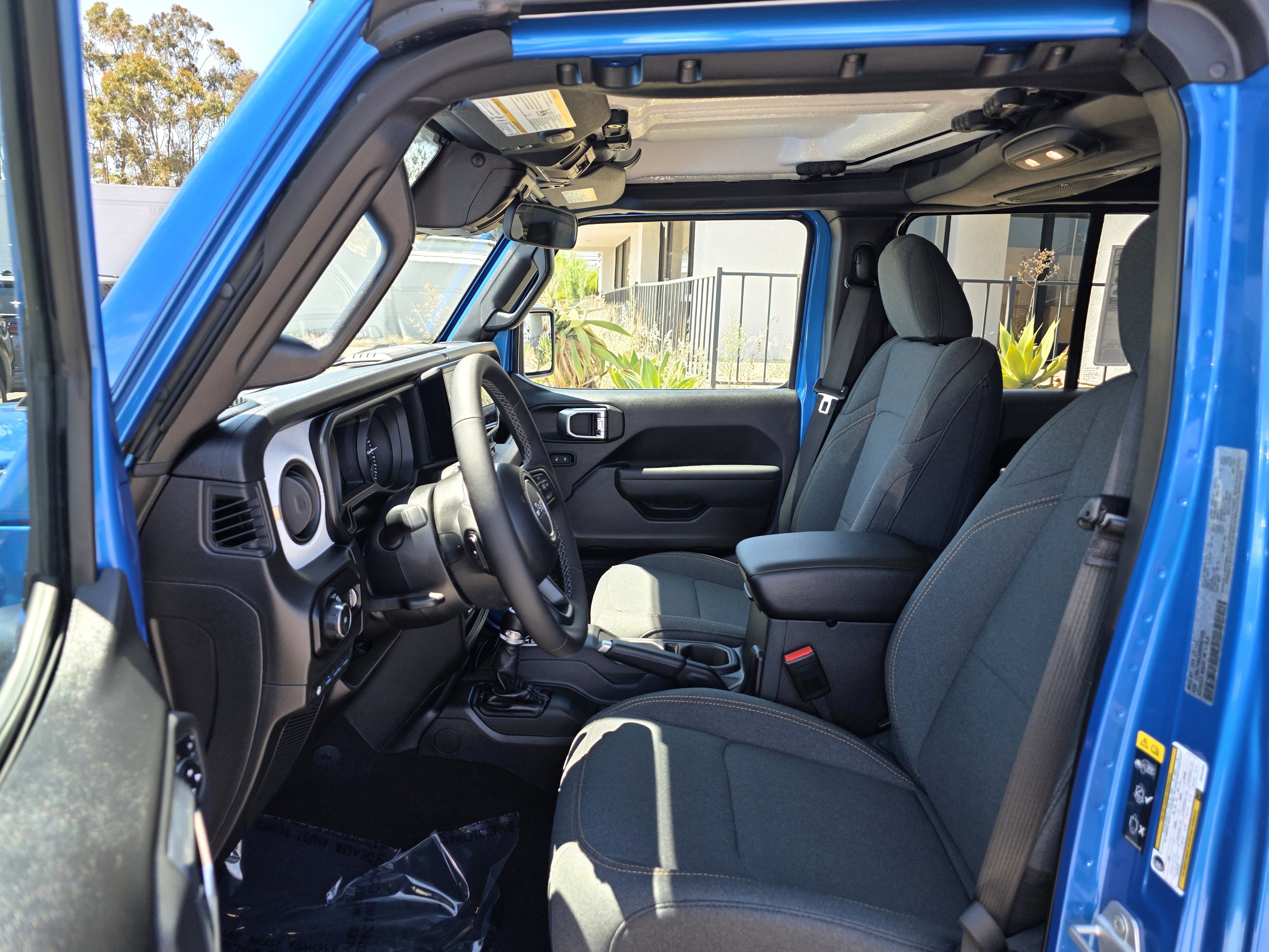New 2025 Jeep Wrangler Sport S w/ Convenience Group AWD/4WD image 11