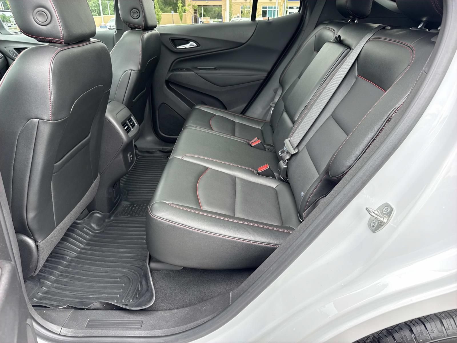 Used 2024 Chevrolet Equinox RS w/ RS Leather Package AWD/4WD image 29