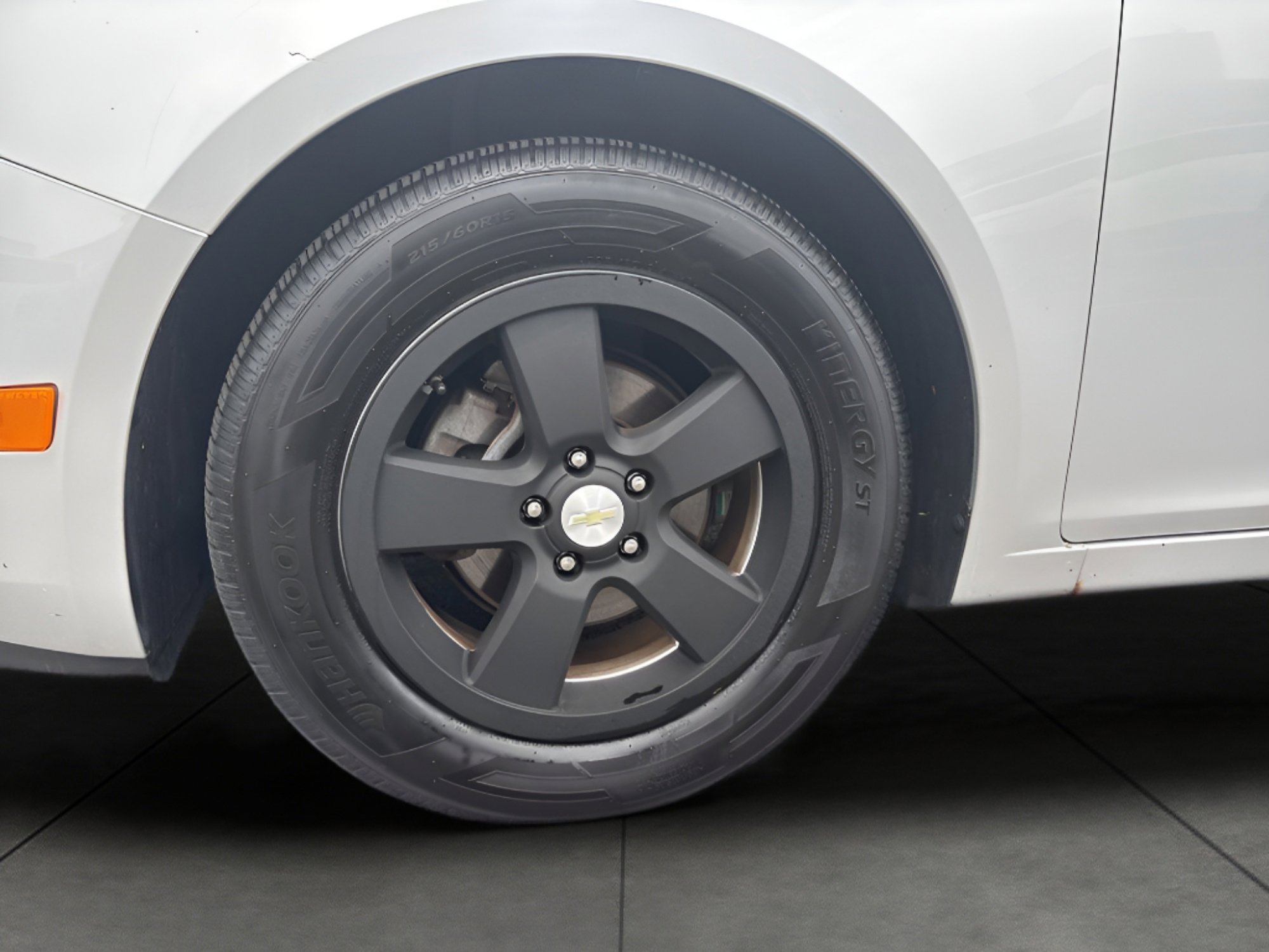 Used 2015 Chevrolet Cruze LT FWD image 13