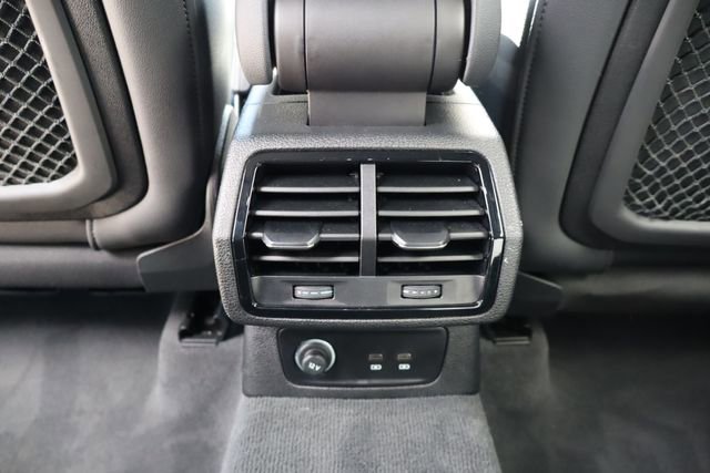 Used 2024 Audi Q3 2.0T Premium Plus image 17