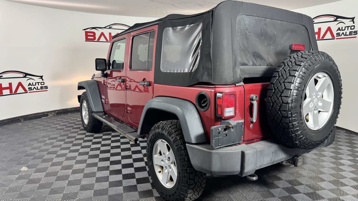 Used 2012 Jeep Wrangler Unlimited Sport AWD/4WD image 4