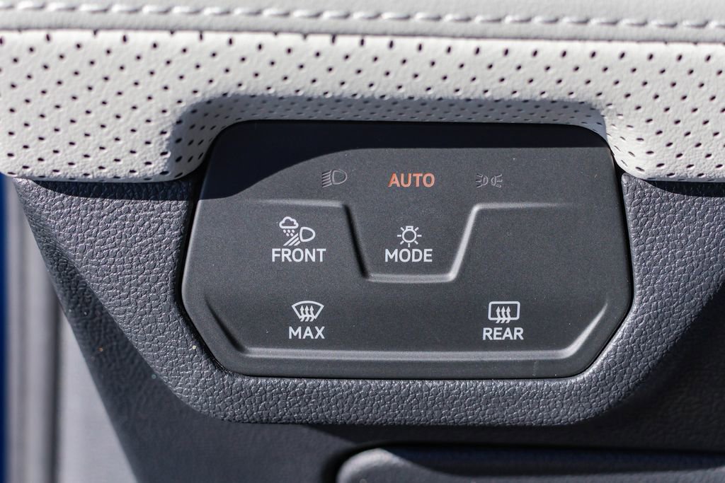 New 2025 Volkswagen Atlas Cross Sport SEL Premium R-Line image 22